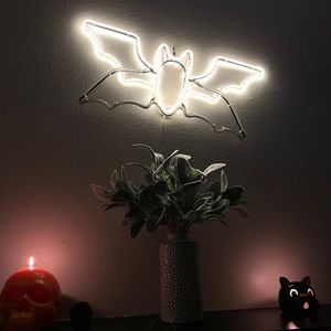 Halloween LED Flapping Bat Wings Decor Light Up